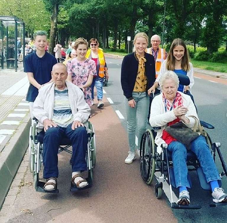Maatschappelijke diensttijd - hulp aan ouderen